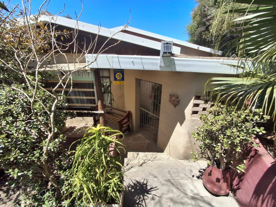 3 Bedroom Property for Sale in Summerpride Eastern Cape